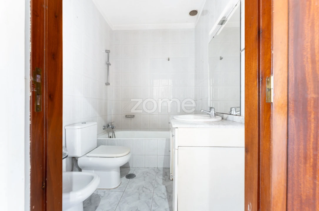 Apartamento T2 para Venda em Ramalde Foto 15