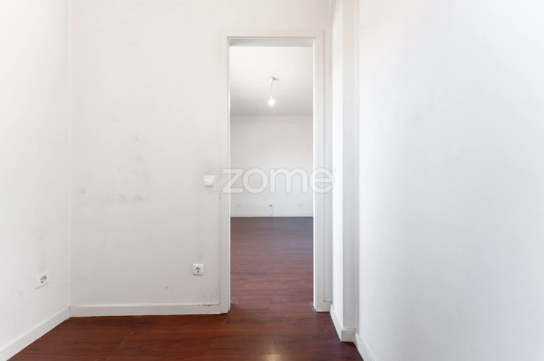 Apartamento T2 para Venda em Ramalde Foto 13