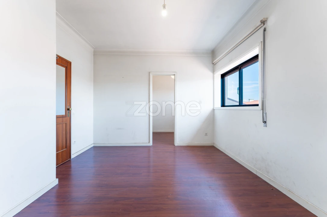 Apartamento T2 para Venda em Ramalde Foto 28