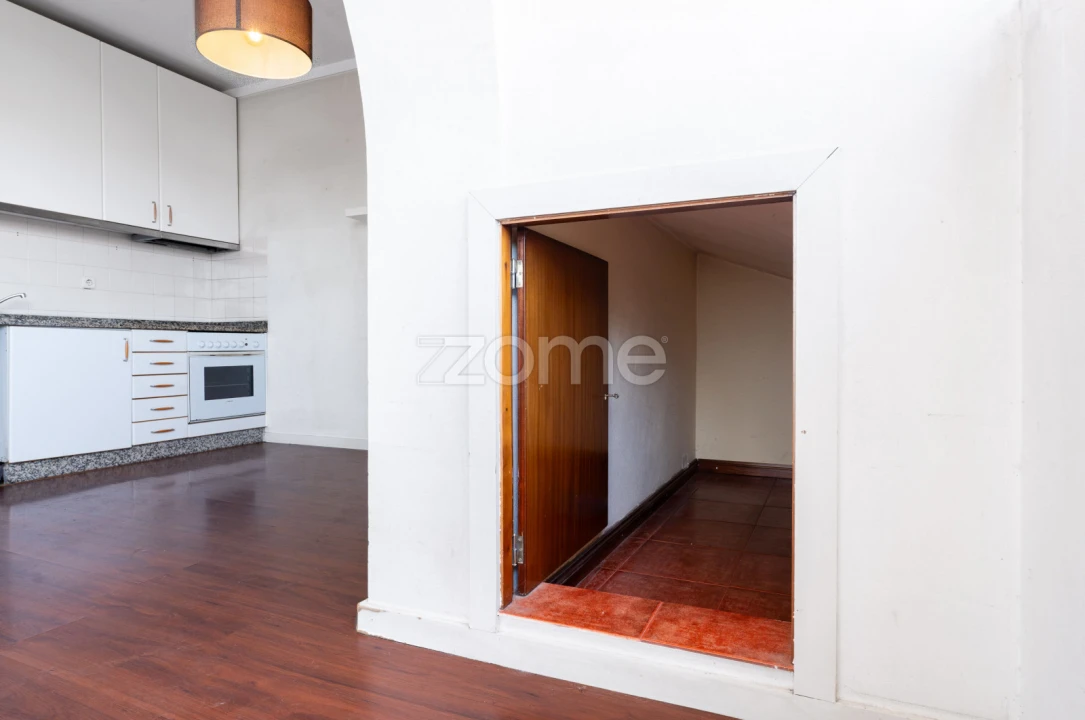 Apartamento T2 para Venda em Ramalde Foto 9