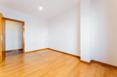 Apartamento T3 para Venda em São Vitor (Braga)