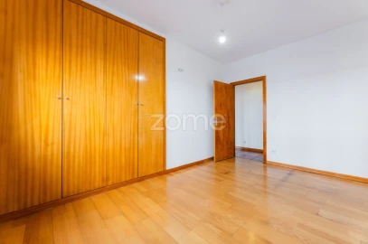 Apartamento T3 para Venda em São Vitor (Braga)