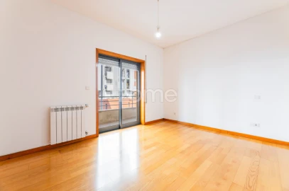 Apartamento T3 para Venda em São Vitor (Braga)