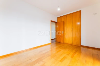 Apartamento T3 para Venda em São Vitor (Braga)