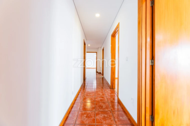 Apartamento T3 para Venda em São Vitor (Braga) Foto 32