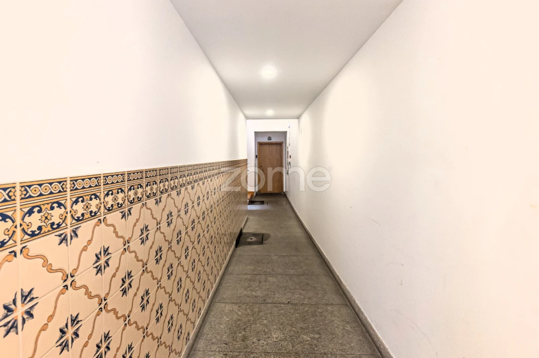 Apartamento T1 para Venda em Cedofeita, Santo Ildefonso, Sé, Miragaia, São Nicolau e Vitória Foto 25