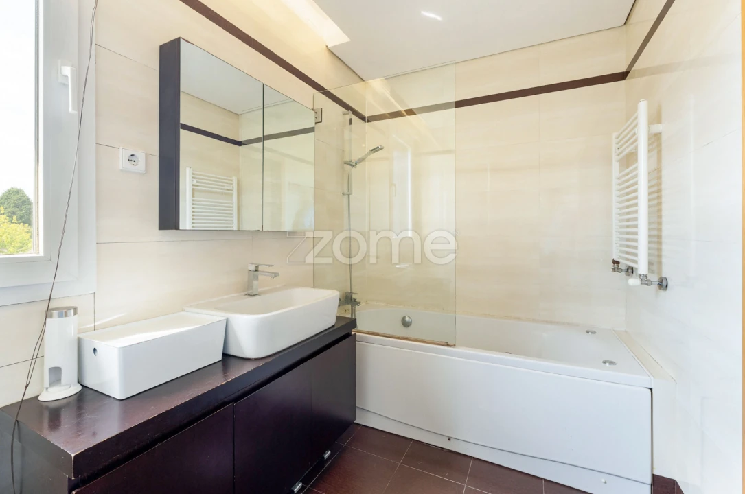Apartamento T3 para Venda em Mafamude e Vilar do Paraíso Foto 18
