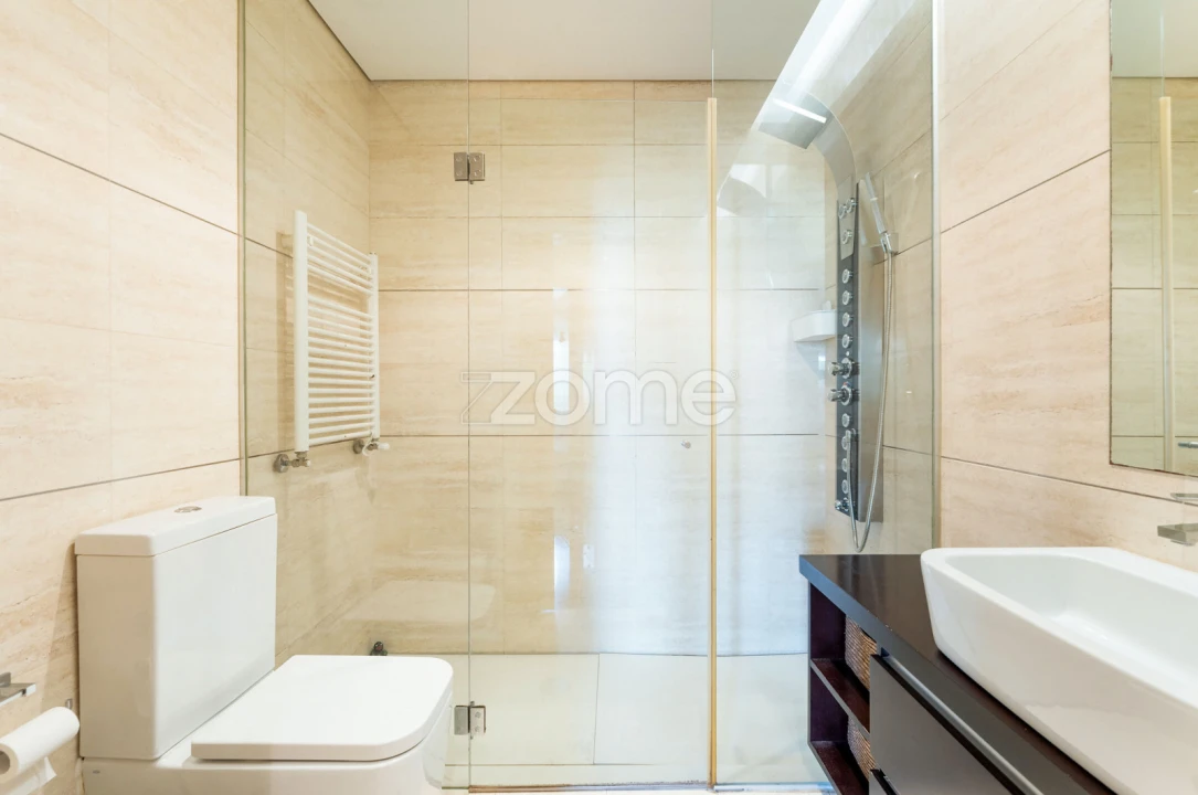 Apartamento T3 para Venda em Mafamude e Vilar do Paraíso Foto 15