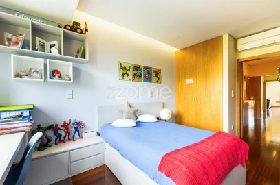 Apartamento T3 para Venda em Mafamude e Vilar do Paraíso