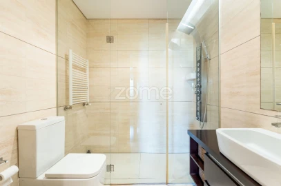 Apartamento T3 para Venda em Mafamude e Vilar do Paraíso