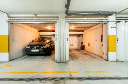 Apartamento T3 para Venda em Mafamude e Vilar do Paraíso