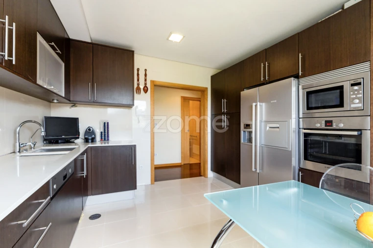Apartamento T3 para Venda em Mafamude e Vilar do Paraíso Foto 6