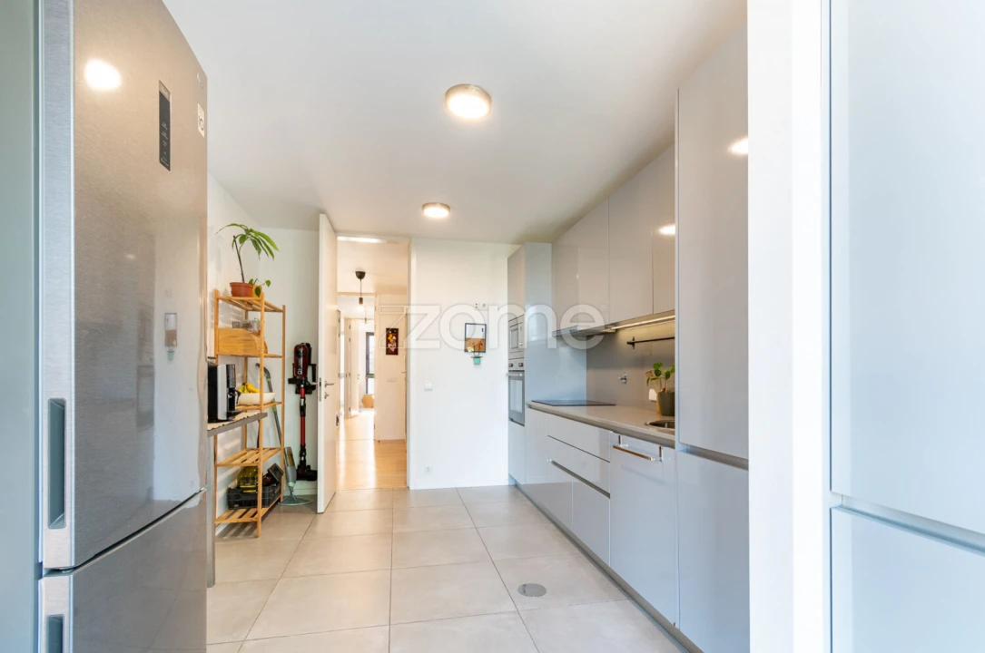 Apartamento T3 para Venda em Esmoriz Foto 4