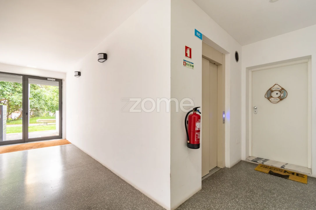 Apartamento T3 para Venda em Esmoriz Foto 32