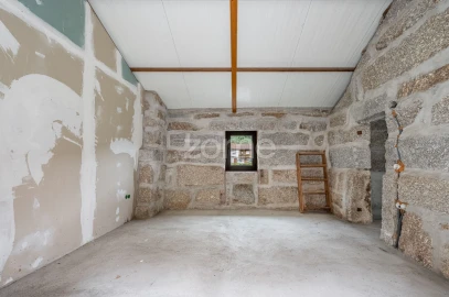 Quinta T4 para Venda em Santa Maria de Sardoura