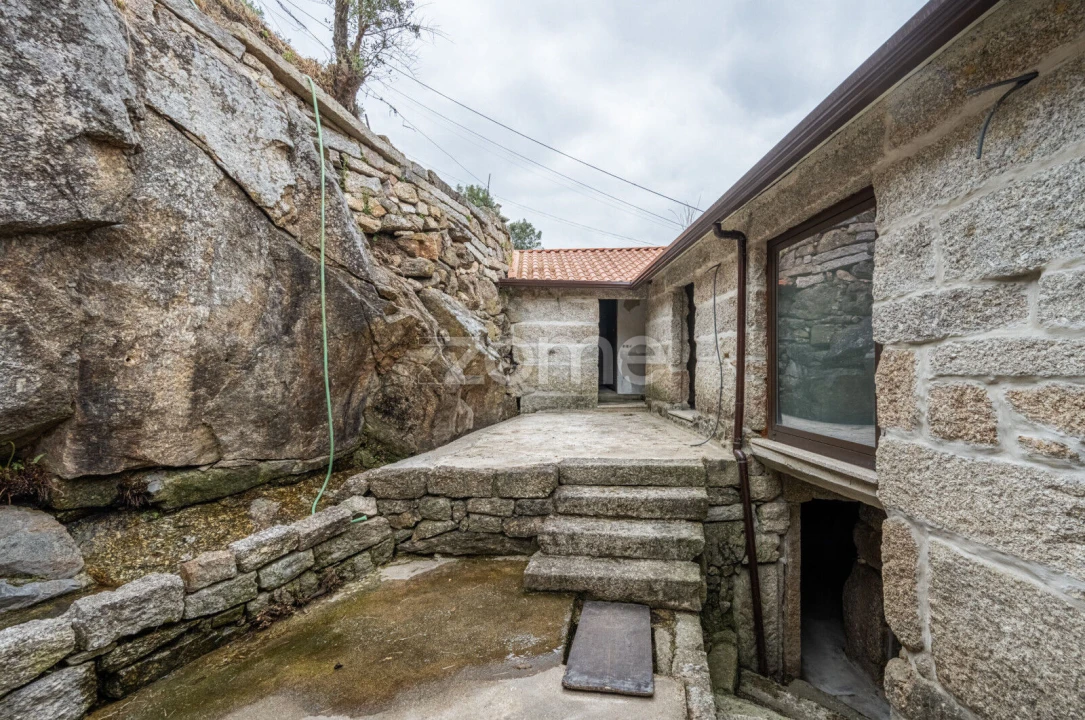 Quinta T4 para Venda em Santa Maria de Sardoura Foto 24
