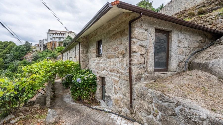 Quinta T4 para Venda em Santa Maria de Sardoura