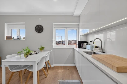 Apartamento T2 para Venda em Mina de Água