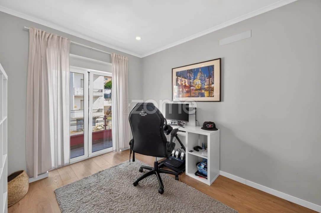 Apartamento T2 para Venda em Mina de Água Foto 30