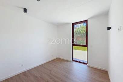 Apartamento T2 para Venda em Santo Antonio dos Olivais