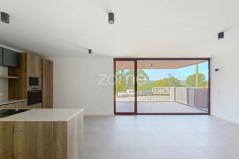 Apartamento T2 para Venda em Santo Antonio dos Olivais Foto 10