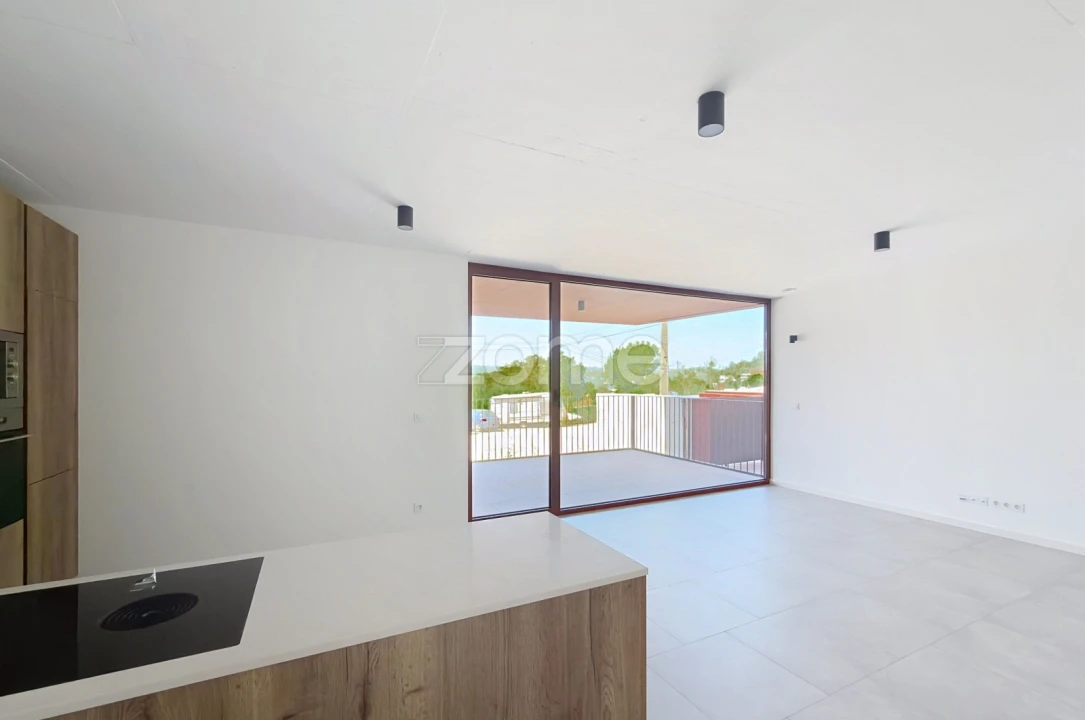 Apartamento T2 para Venda em Santo Antonio dos Olivais Foto 15