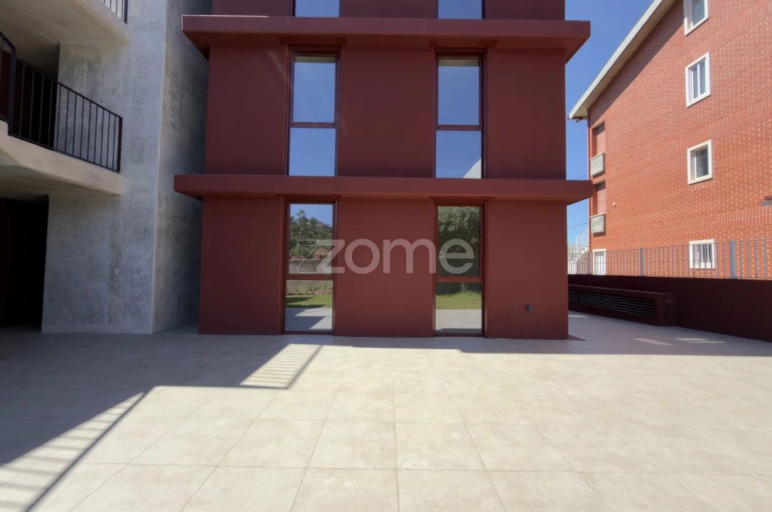 Apartamento T2 para Venda em Santo Antonio dos Olivais Foto 32