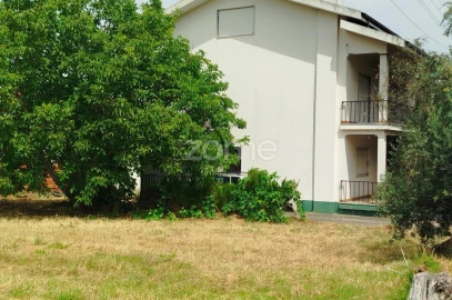 Moradia T3 para Venda em Lousã e Vilarinho