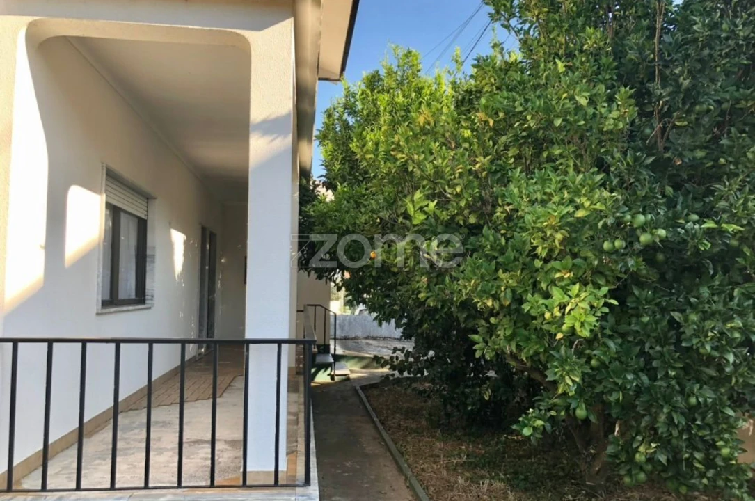 Moradia T3 para Venda em Lousã e Vilarinho Foto 6