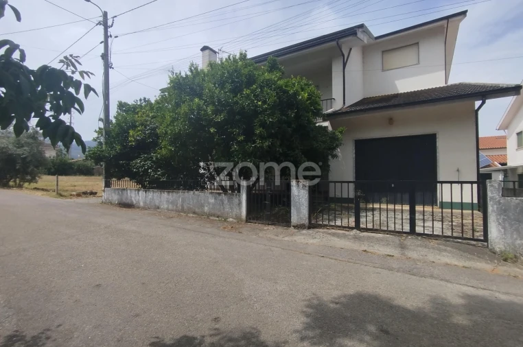Moradia T3 para Venda em Lousã e Vilarinho Foto 19