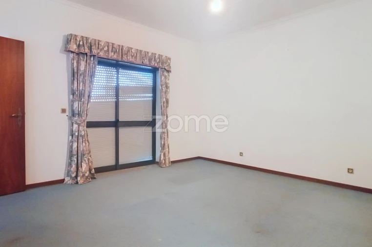 Moradia T4 para Venda em Lousã e Vilarinho Foto 43