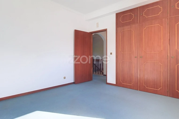 Moradia T4 para Venda em Lousã e Vilarinho Foto 48