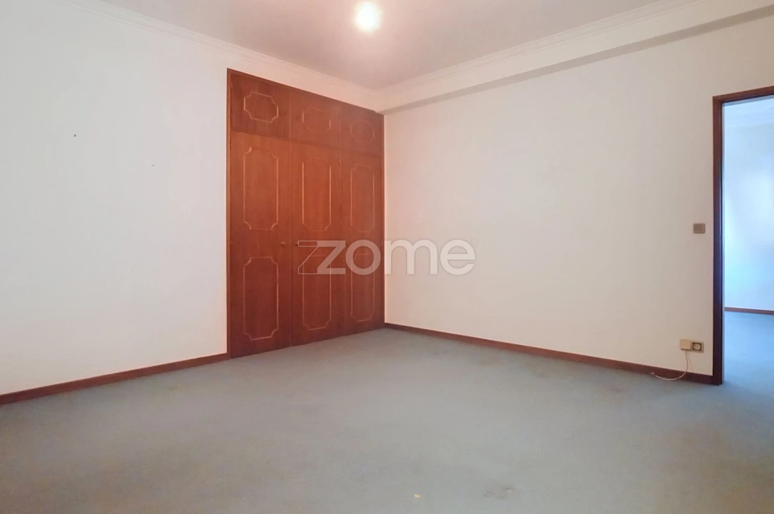 Moradia T4 para Venda em Lousã e Vilarinho Foto 45
