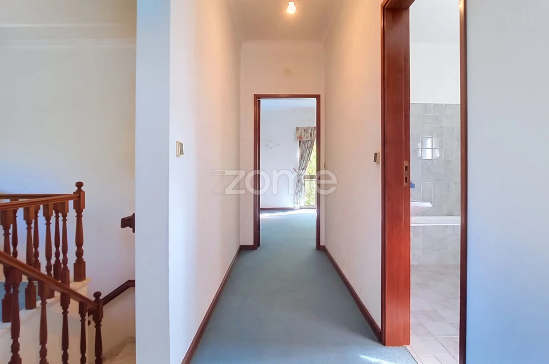 Moradia T4 para Venda em Lousã e Vilarinho Foto 25