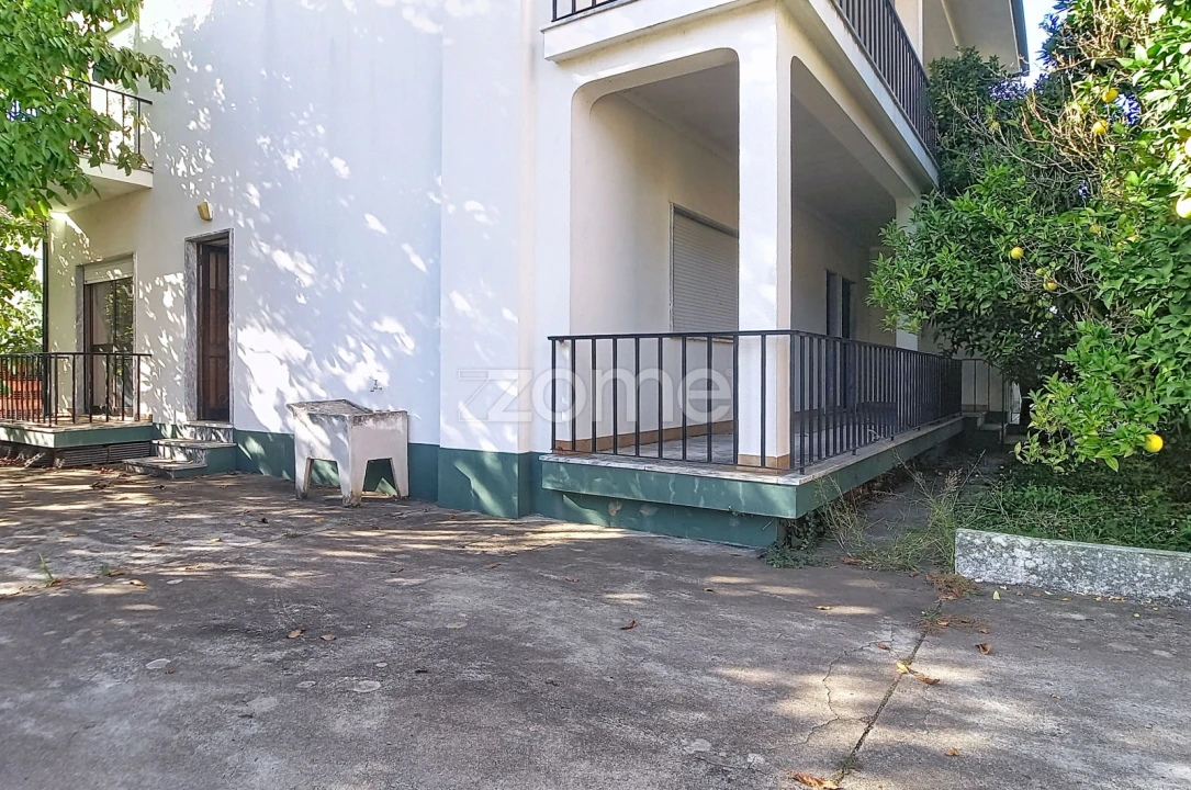 Moradia T4 para Venda em Lousã e Vilarinho Foto 4