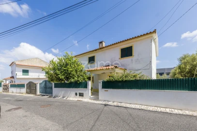 Moradia T5 para Venda em Alcabideche
