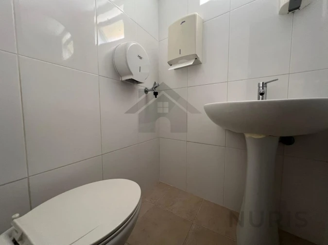 Loja para Arrendamento em Portimão Foto 18