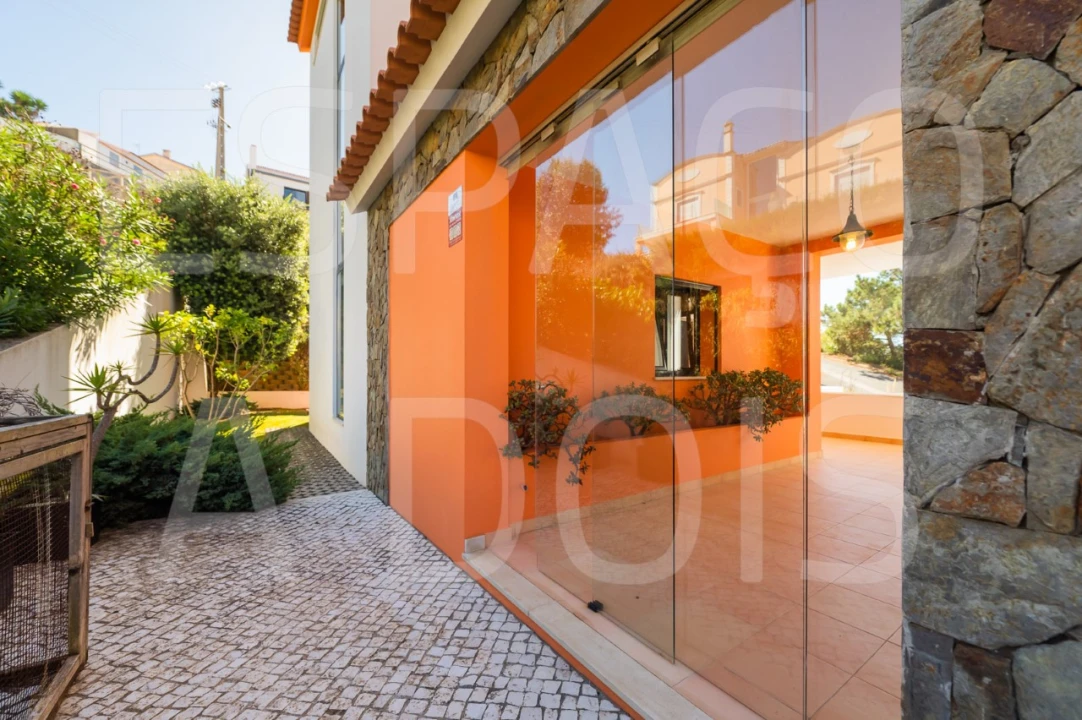 Moradia T4 para Venda em Carvoeira Foto 15