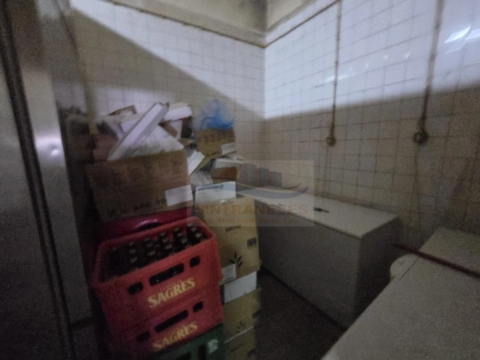 Negócio para Venda em Venteira Foto 11