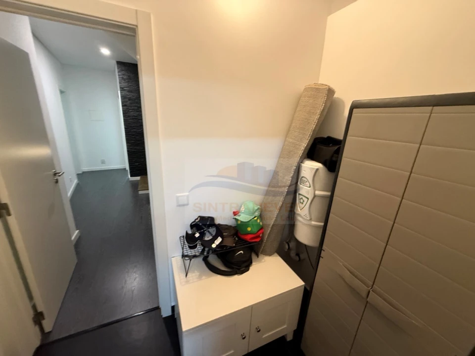 Apartamento T4 para Venda em Ramada e Caneças Foto 26