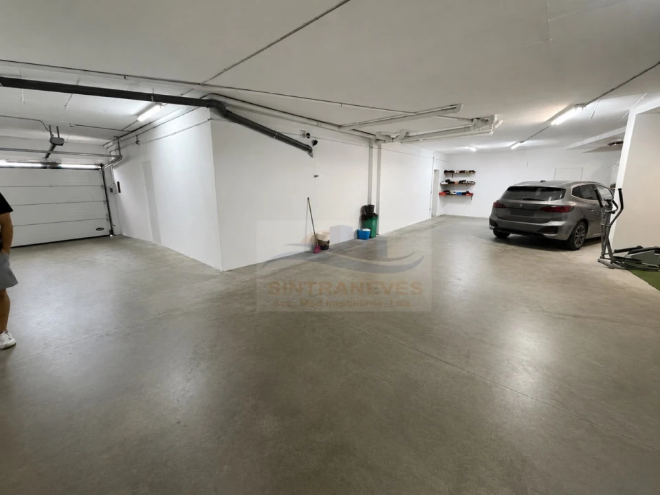 Apartamento T4 para Venda em Ramada e Caneças Foto 28