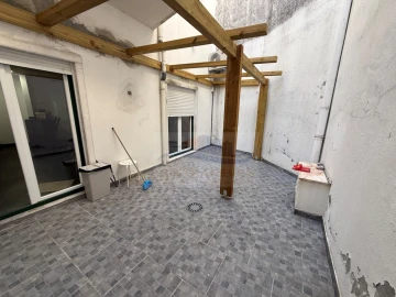 Apartamento T4 para Venda em Ramada e Caneças