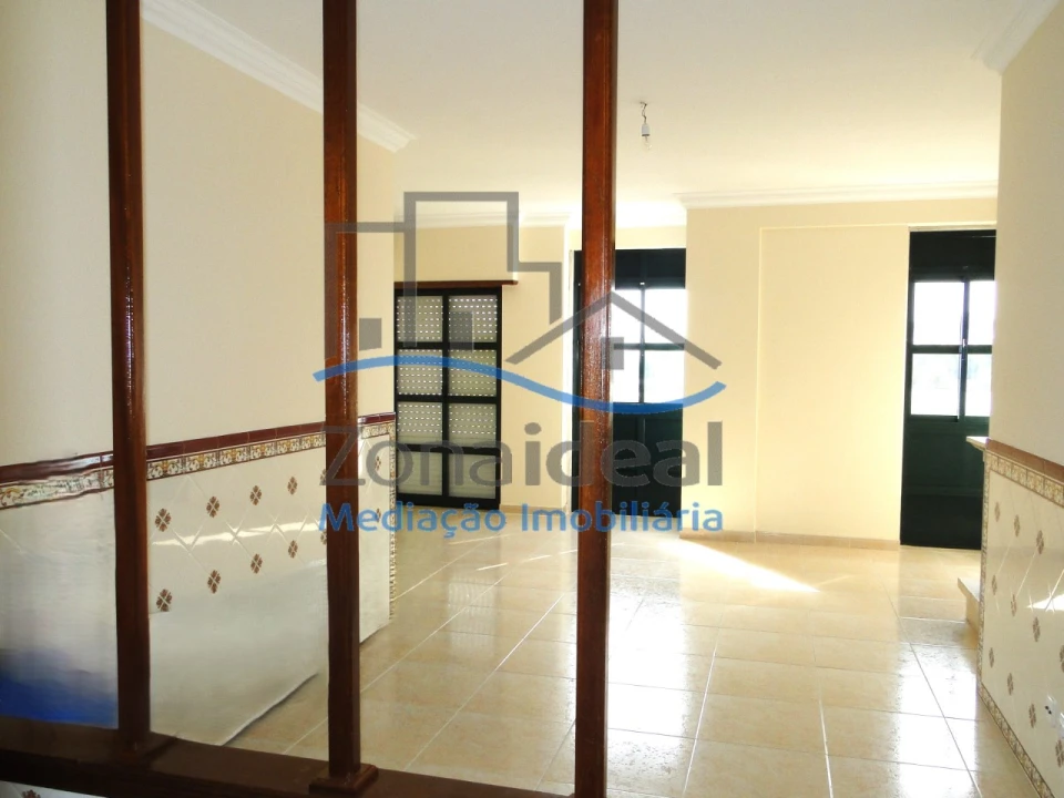 Apartamento T3 para Venda em Alenquer (Santo Estêvão e Triana) Foto 4
