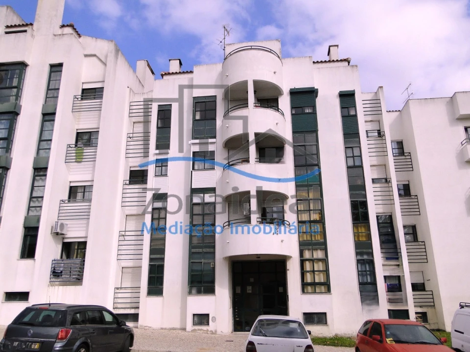 Apartamento T3 para Venda em Alenquer (Santo Estêvão e Triana) Foto 1