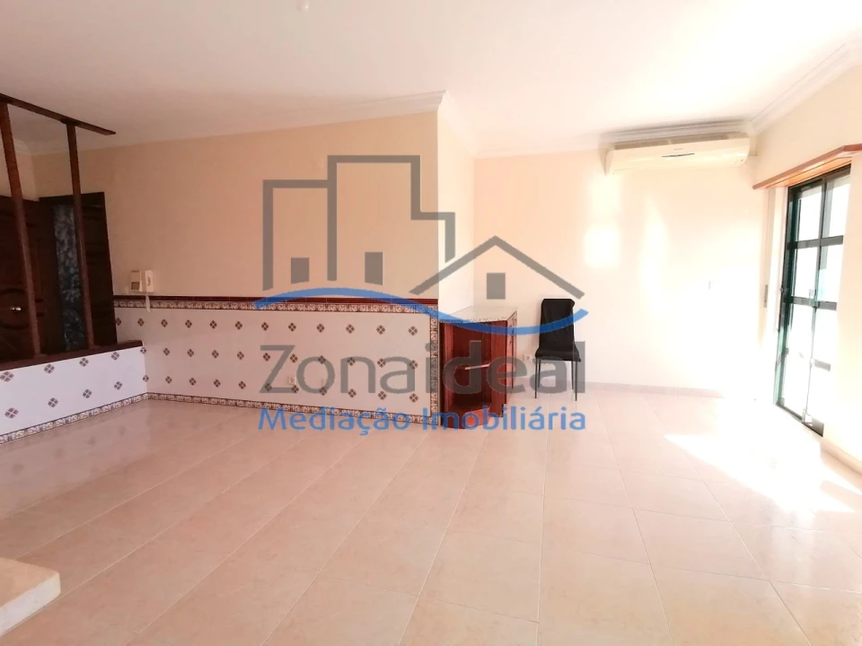Apartamento T3 para Venda em Alenquer (Santo Estêvão e Triana) Foto 4
