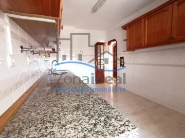 Apartamento T3 para Venda em Alenquer (Santo Estêvão e Triana)
