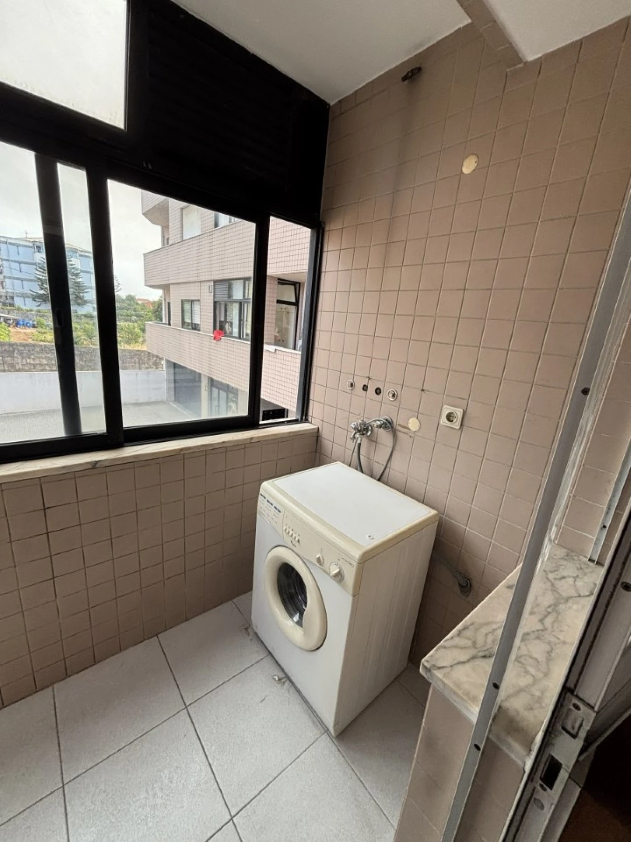Apartamento T2 para Venda em Ramalde Foto 4