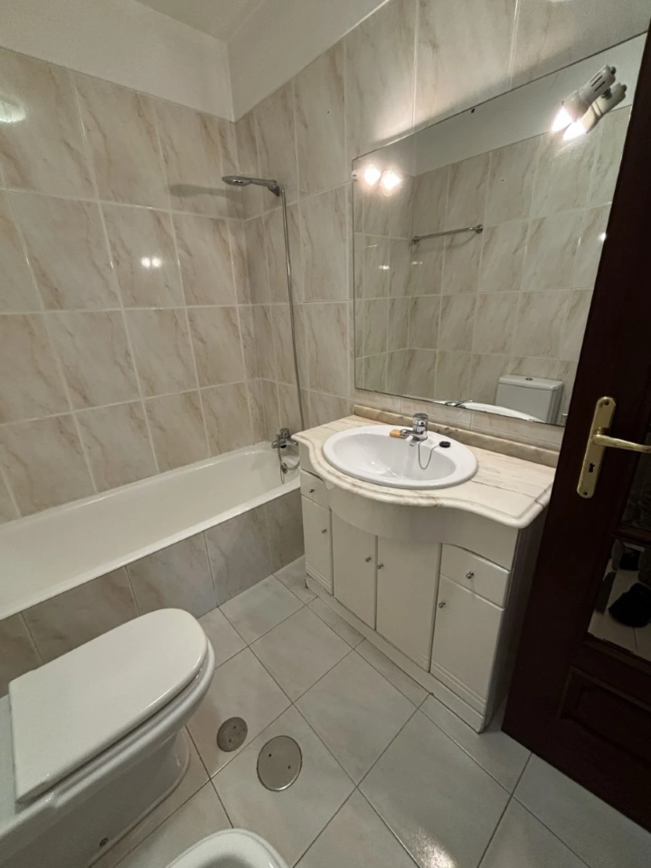 Apartamento T2 para Venda em Ramalde Foto 13