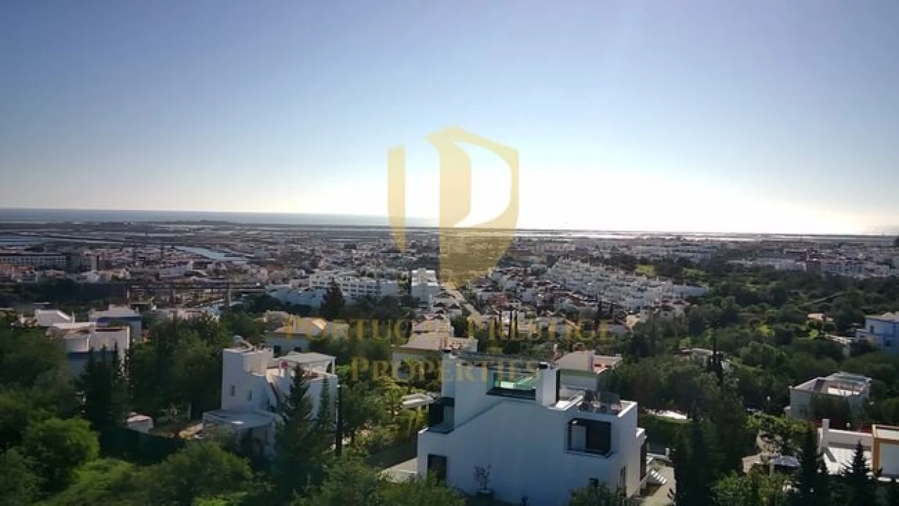 Moradia T4 para Venda em Tavira (Santa Maria e Santiago) Foto 15