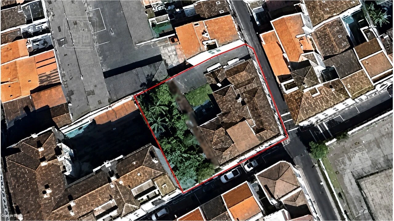 Moradia T12 para Venda em Ponta Delgada (São José) Foto 6